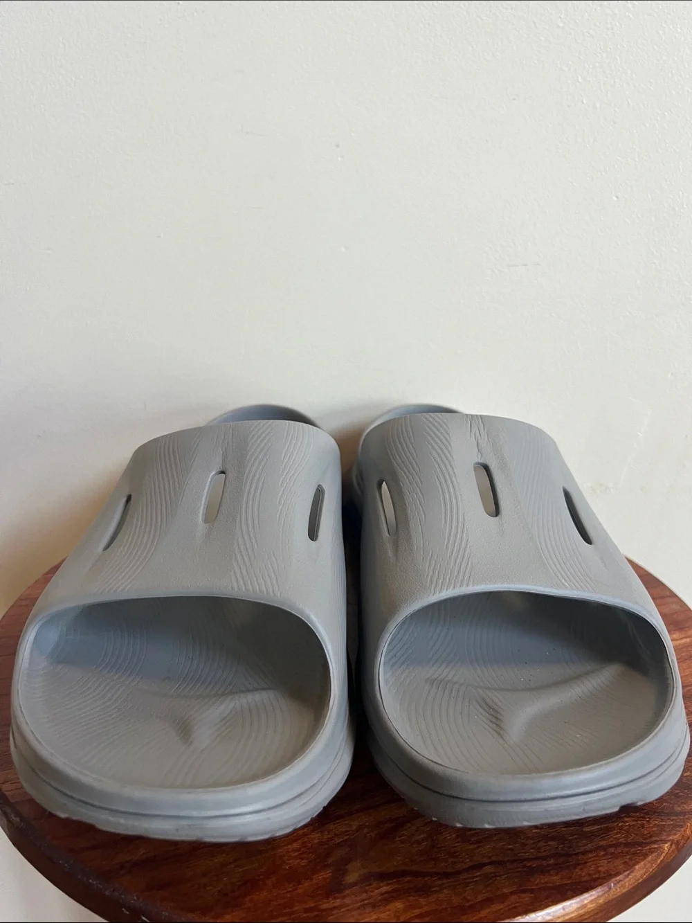 Hoka Ora one one recovery Slide Sandals - Light Gray NWOT